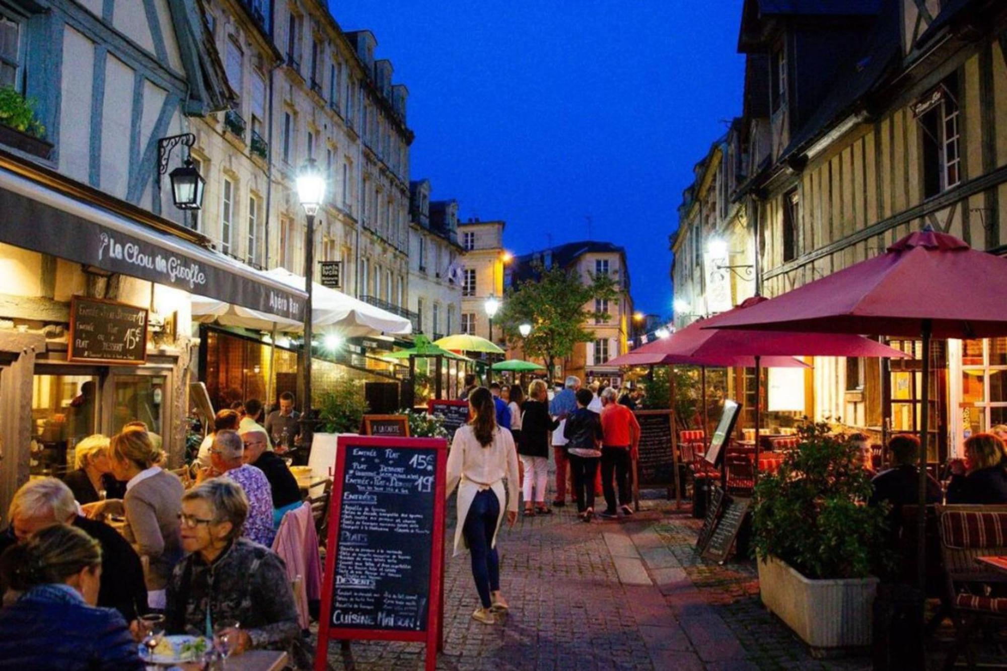 Le St-Laurent - Magnifique Triplex - Calme Caen Kültér fotó